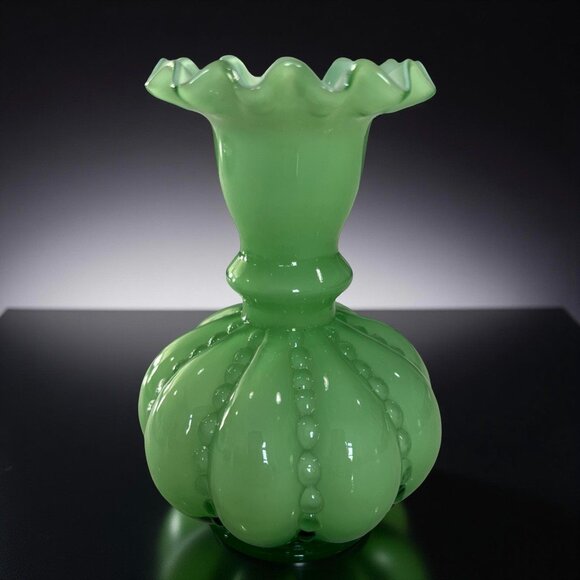 Vintage Green Fenton 1940 Ruffled 